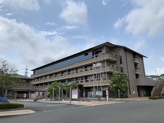 基山町役場本庁舎